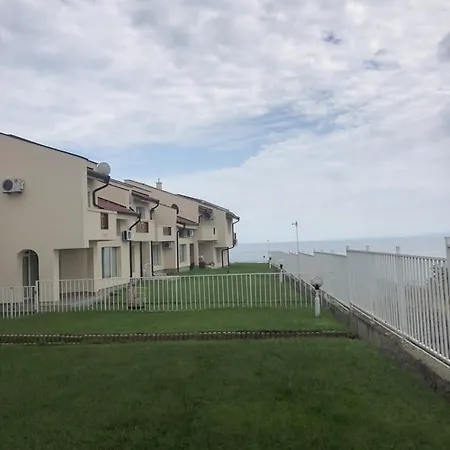 別荘 Holiday Village Maisonette